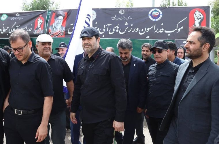 وزیر ورزش و جوانان در جمع عزاداران تشییع رهبر شهید در قم حضور یافت – پایگاه خبری تبریز یازار | اخبار ایران و جهان وزیر ورزش و جوانان در جمع عزاداران تشییع رهبر شهید در قم حضور یافت – پایگاه خبری تبریز یازار | اخبار ایران و جهان