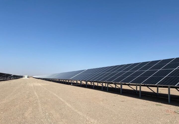 واگذاری زمین برای احداث چهار هزار مگاوات نیروگاه خورشیدی در مرکزی – پایگاه خبری تبریز یازار | اخبار ایران و جهان واگذاری زمین برای احداث چهار هزار مگاوات نیروگاه خورشیدی در مرکزی – پایگاه خبری تبریز یازار | اخبار ایران و جهان