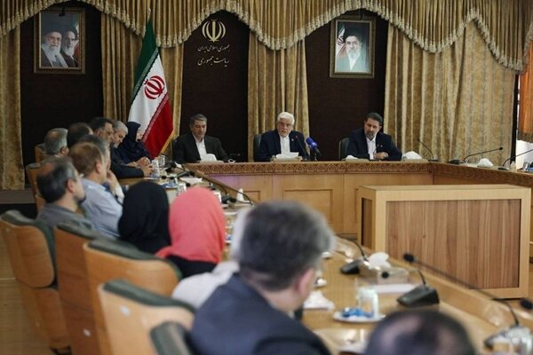 عارف: دشمن پس از شکست نظامی به‌دنبال فروپاشی اجتماعی است – پایگاه خبری تبریز یازار | اخبار ایران و جهان